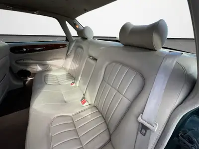 Jaguar XJ 3.2 V8 Executive — Berline de prestige anglaise, 237 ch et histoire certifiée — Miniature 12