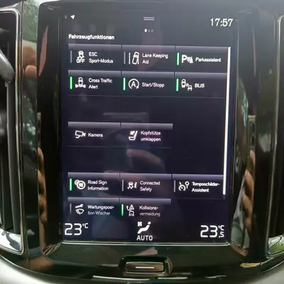 Volvo XC60 B4 Diesel Mild Hybrid AWD — SUV premium hybride, 160'000 km, sans accident — Miniatur 15