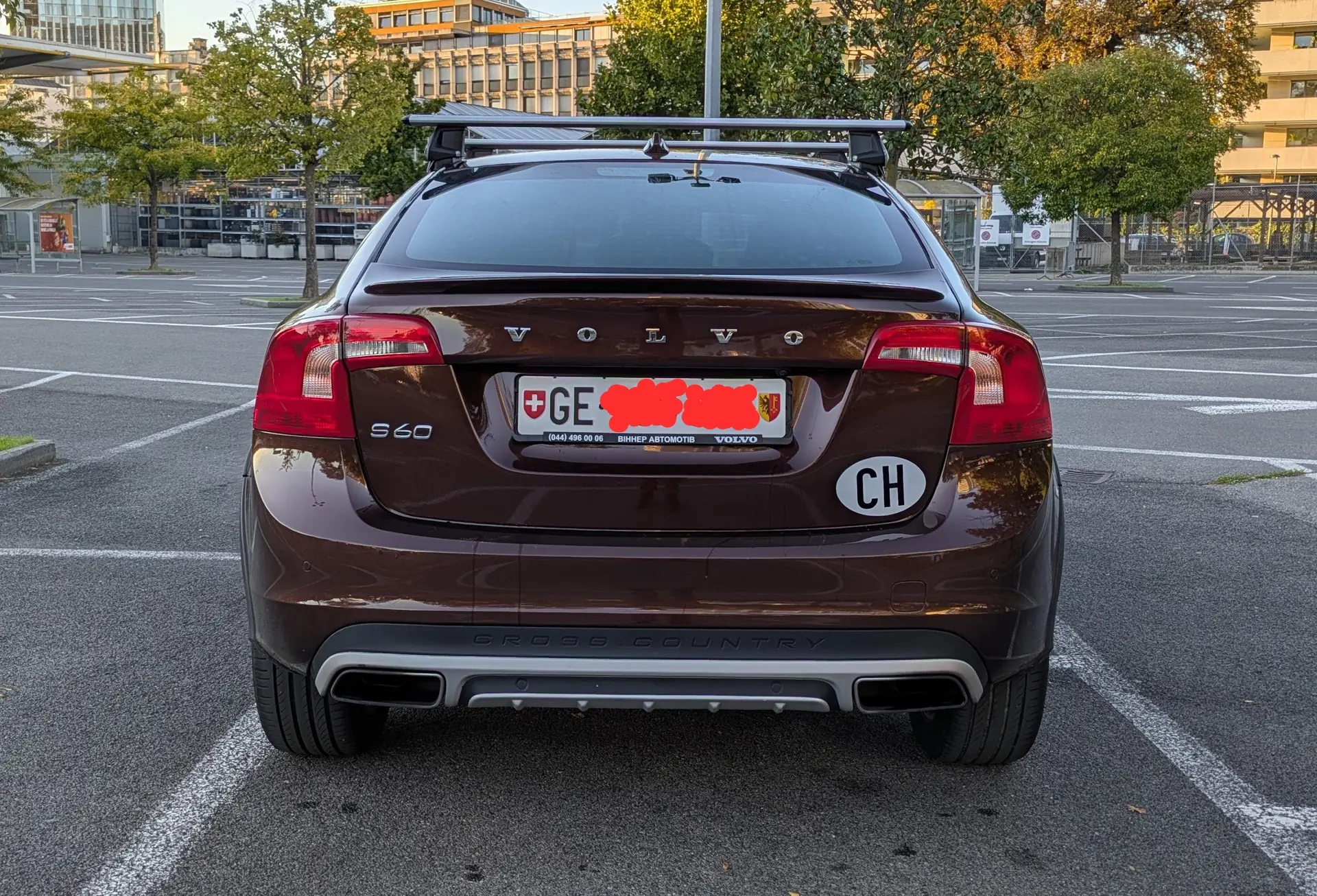 Volvo S60 2018 occasion Carouge — 3