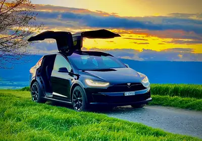 Tesla Model X Long Range 2023 — SUV électrique 7 places, Enhanced Autopilot inclus — Miniature 10