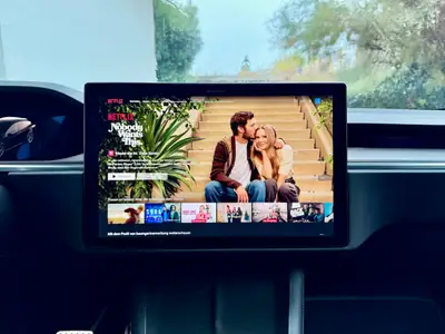 Tesla Model X Long Range 2023 — SUV électrique 7 places, Enhanced Autopilot inclus — Miniature 16