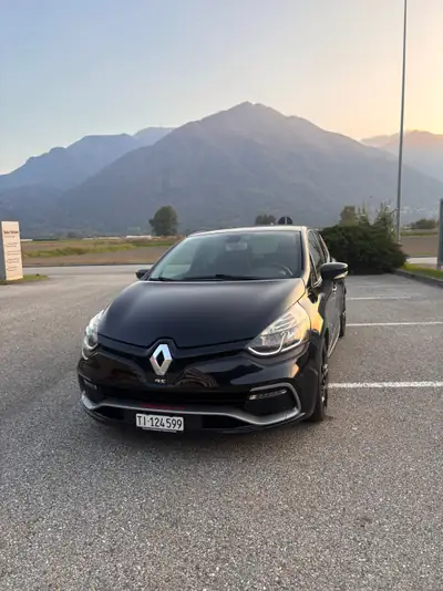 Renault Clio 1.6 T RS 220 Trophy EDC — Sportive compacte, 90'000 km, sans accident — Miniatura 8