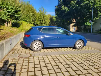 SEAT Leon 1.0 Ecomotive TSI — Berline compacte efficace, 125'000 km, sans sinistre — arrière