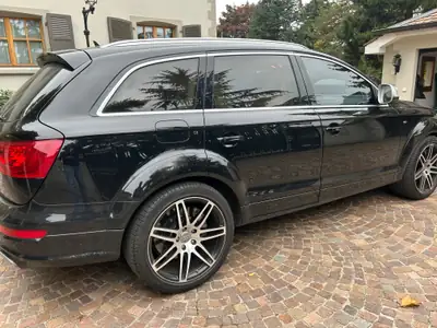 Audi Q7 6.0 TDI V12 quattro — Monstre diesel 500 ch, 110'000 km — fianco
