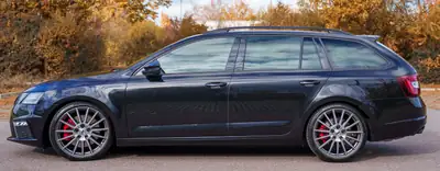 Skoda Octavia Combi RS 2.0 TSI — Performance et polyvalence, 76'000 km seulement — Miniatura 9
