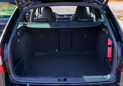 Skoda Octavia Combi RS 2.0 TSI — Performance et polyvalence, 76'000 km seulement — Miniatura 20