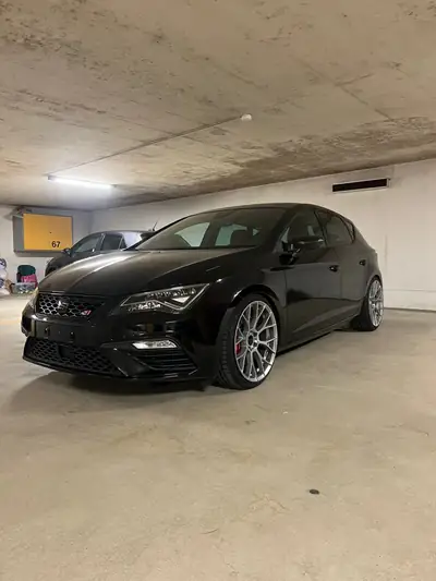 SEAT Leon 2.0 TSI Cupra R DSG — 300 ch, performances sportives, entretien récent — cruscotto