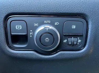 Mercedes-Benz Vito 116 CDI Lang — Fourgon utilitaire avec MBUX et CarPlay — Miniatur 18