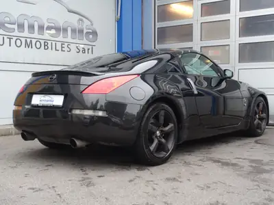 Nissan 350 Z Pack — Coupé sportif légendaire, 300 ch, sans accident — tableau de bord