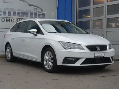 SEAT Leon ST 2.0 TDI Style DSG — Monospace diesel performant, 90 600 km seulement — exterior view