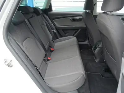 SEAT Leon ST 2.0 TDI Style DSG — Monospace diesel performant, 90 600 km seulement — Thumbnail 15