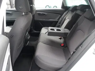 SEAT Leon ST 2.0 TDI Style DSG — Monospace diesel performant, 90 600 km seulement — Thumbnail 14