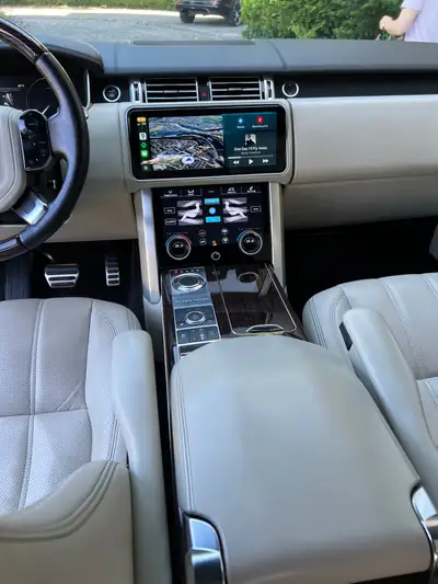 Range Rover 4.4 SDV8 Autobiography — Prestige diesel, entretien exemplaire — Thumbnail 8