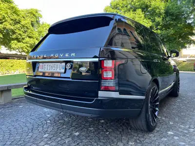Range Rover 4.4 SDV8 Autobiography — Prestige diesel, entretien exemplaire — Thumbnail 14