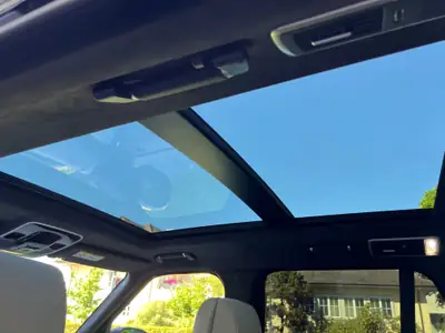 Range Rover 4.4 SDV8 Autobiography — Prestige diesel, entretien exemplaire — Thumbnail 20