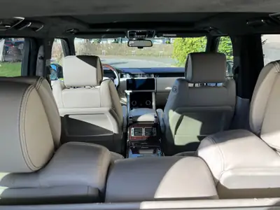 Range Rover 4.4 SDV8 Autobiography — Prestige diesel, entretien exemplaire — Thumbnail 23