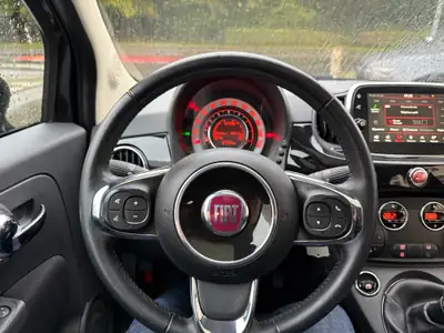 Fiat 500 Cabriolet TwinAir Turbo — Citadine élégante, moteur économe — Miniature 9