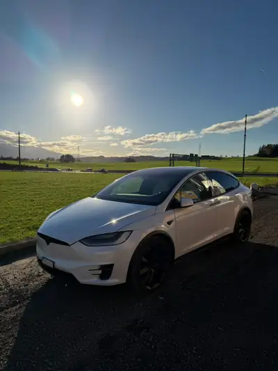 Tesla Model X Ludicrous Performance 2020 — SUV électrique haute performance, 814 ch — côté