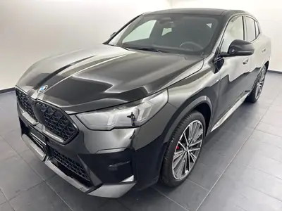 BMW X2 xDrive 20d 48V M Sport Pro — SUV compact diesel hybride, premier propriétaire — exterior view