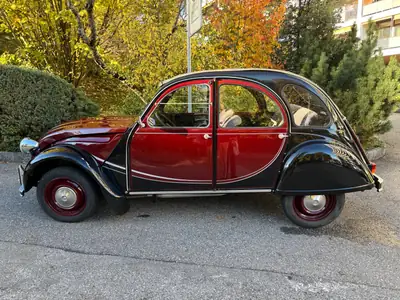Citroën 2CV Charleston — Cabriolet de légende, première main, entièrement restaurée — vista esterna