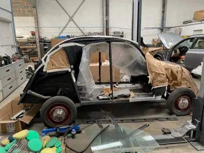 Citroën 2CV Charleston — Cabriolet de légende, première main, entièrement restaurée — Miniatura 12