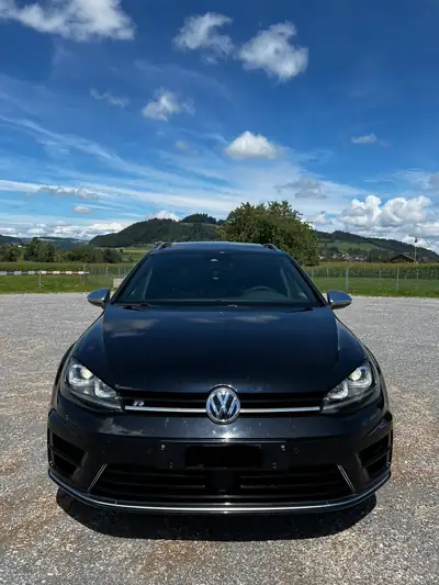 VW Golf Variant 2.0 TSI R 4Motion — Break sportif AWD 301 ch, sans accident — côté