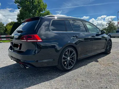 VW Golf Variant 2.0 TSI R 4Motion — Break sportif AWD 301 ch, sans accident — tableau de bord