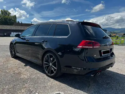 VW Golf Variant 2.0 TSI R 4Motion — Break sportif AWD 301 ch, sans accident — détail