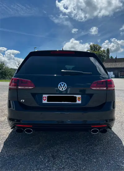 VW Golf Variant 2.0 TSI R 4Motion — Break sportif AWD 301 ch, sans accident — Miniature 7