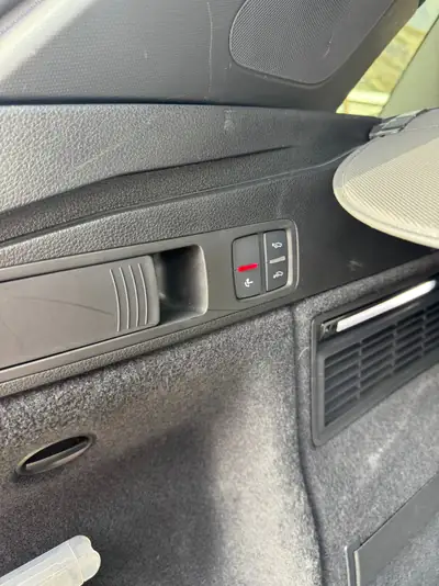 Audi SQ5 TDI Quattro — SUV sportif diesel, 342 ch et transmission tiptronic — Miniatura 8