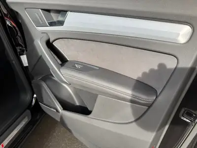 Audi SQ5 TDI Quattro — SUV sportif diesel, 342 ch et transmission tiptronic — Miniatura 10