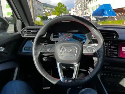 Audi S3 Sportback TFSI quattro — Berline sportive 333 ch, faible kilométrage — Miniatura 11