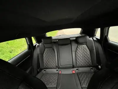 Audi S3 Sportback TFSI quattro — Berline sportive 333 ch, faible kilométrage — Miniatura 10