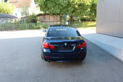 BMW 535i F10 — Berline sportive rare avec boîte manuelle et seulement 48'582 km — Miniatur 9
