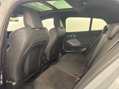 BMW 120 M Sport Pro Steptronic 2025 — Sportivité et efficacité hybride, ultra-basse kilométrage — detail