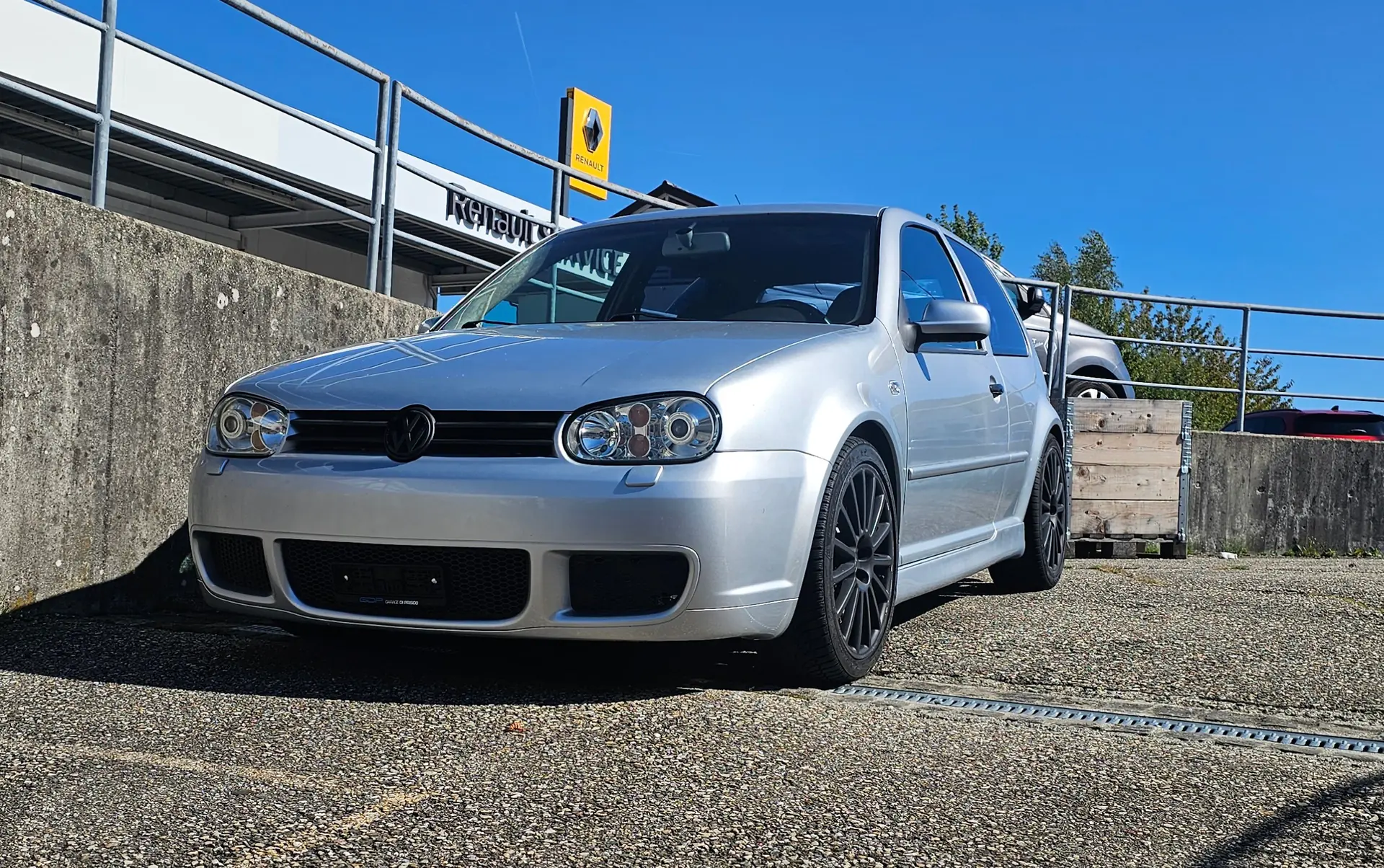 VW Golf R32 4Motion — Coupé sportif 241 ch, transmission manuelle intégrale — Außenansicht