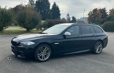 BMW M550d xDrive Touring — Break diesel 381 ch, révisions complètes effectuées — vista posteriore