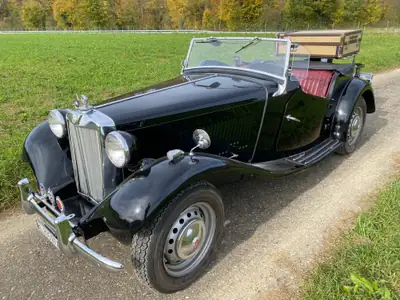 MG TD 1952 — Cabriolet British Légendaire, Très Faible Kilométrage — Außenansicht