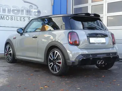 MINI Cooper John Cooper Works Steptronic — 231 ch, sportivité et efficacité réunies — dashboard