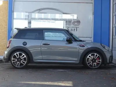 MINI Cooper John Cooper Works Steptronic — 231 ch, sportivité et efficacité réunies — Thumbnail 8