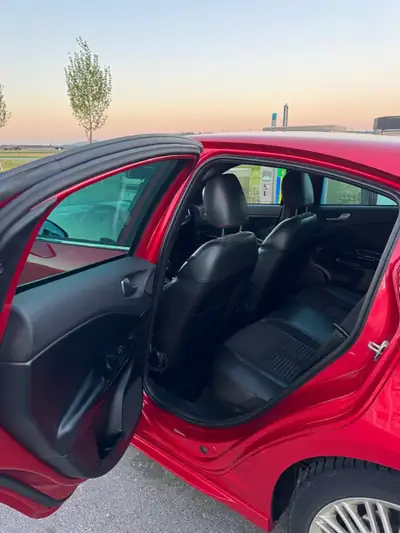 Alfa Romeo Giulietta 1750 TBi Quadrifoglio Verde — Sportive compacte, 235 ch et 197'000 km — interior