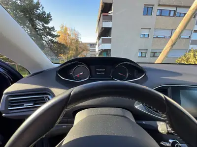 Peugeot 308 1.6 THP Féline — Berline dynamique, 62'000 km, expertisée — Miniature 11
