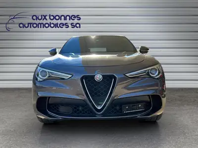 Alfa Romeo Stelvio 2.9 V6 Quadrifoglio Q4 — 510 ch, transmission intégrale, état impeccable — tableau de bord