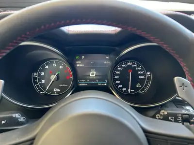 Alfa Romeo Stelvio 2.9 V6 Quadrifoglio Q4 — 510 ch, transmission intégrale, état impeccable — Miniature 13