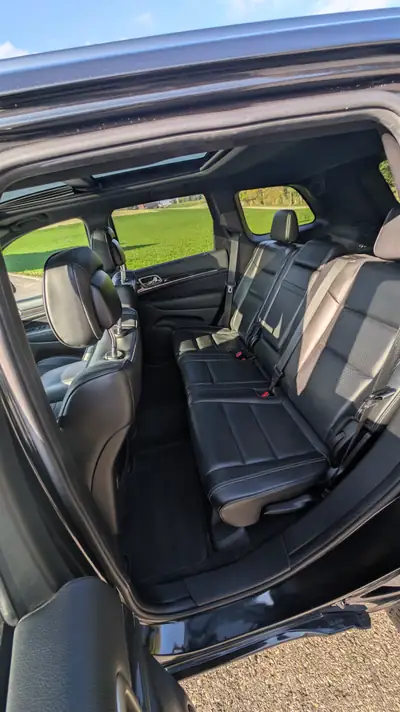Jeep Grand Cherokee 3.0 CRD Overland — SUV robuste, moteur diesel performant, entretien à jour — Miniatura 9
