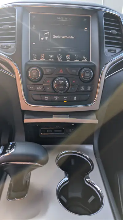 Jeep Grand Cherokee 3.0 CRD Overland — SUV robuste, moteur diesel performant, entretien à jour — Miniatura 7