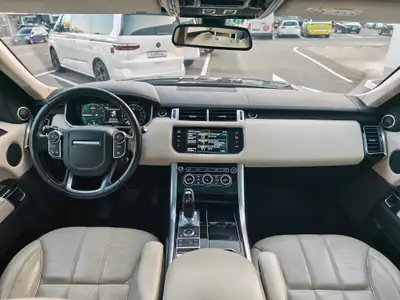 Land Rover Range Rover Sport 3.0 SDV6 Hybrid — SUV Premium Diesel Hybride, 190'000 km — interior
