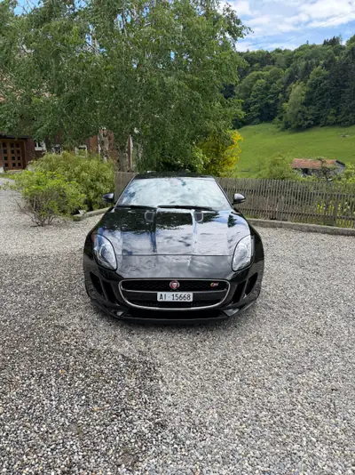 Jaguar F-Type Coupé S — Sportive britannique 380 ch, faible kilométrage — côté