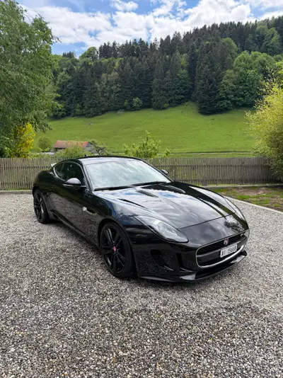 Jaguar F-Type Coupé S — Sportive britannique 380 ch, faible kilométrage — arrière