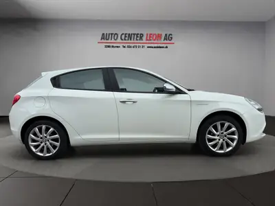 Alfa Romeo Giulietta 1.4 T — Élégance italienne, moteur dynamique et entretien complet — Thumbnail 7